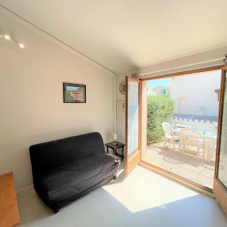 Holiday home Mezzanine Climatise Avec Piscine, Terrasse, Parking Prive Et Proche - - Fr-1-229-861 Gruissan