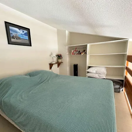 Mezzanine Climatise Avec Piscine, Terrasse, Parking Prive Et Proche - - Fr-1-229-861